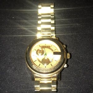 Gucci Gold Big Face Watch